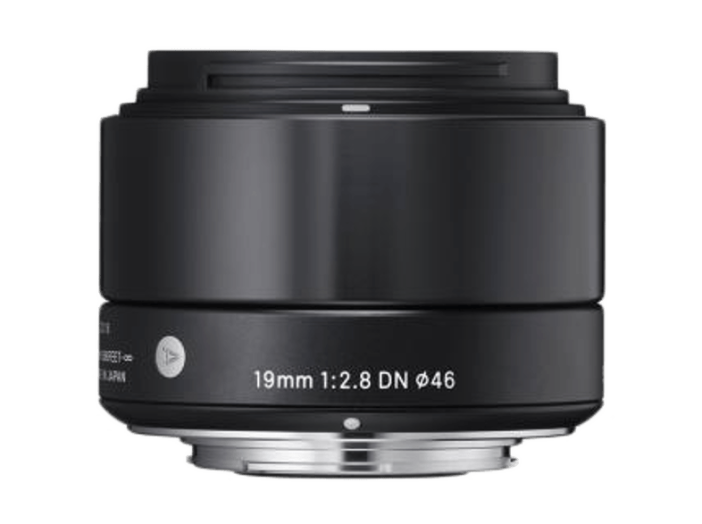 Sony 19mm f/2.8 (A) EX DN fekete objektív