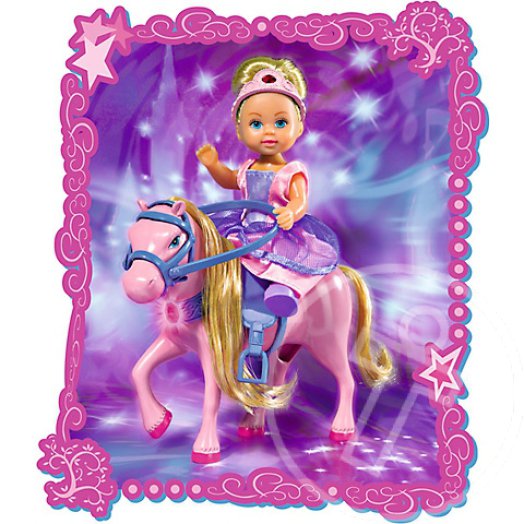 Steffi Love Évi hercegnő lóval