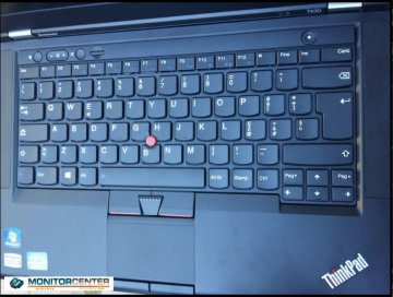 Monitorok,Pc,-k,laptopok folyamatos akciók