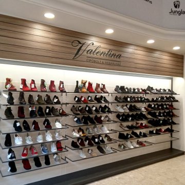 Legnépszerűbb cipők a Valentina Cipőboltokba és Webáruházba!