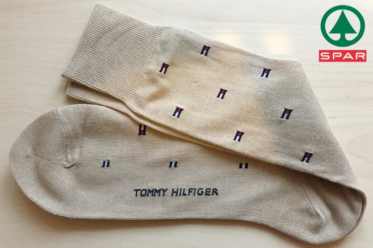 Tommy Hilfiger zokni a Spar-ban