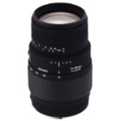 Nikon 70-300mm f/4-5,6 DG Macro objektív