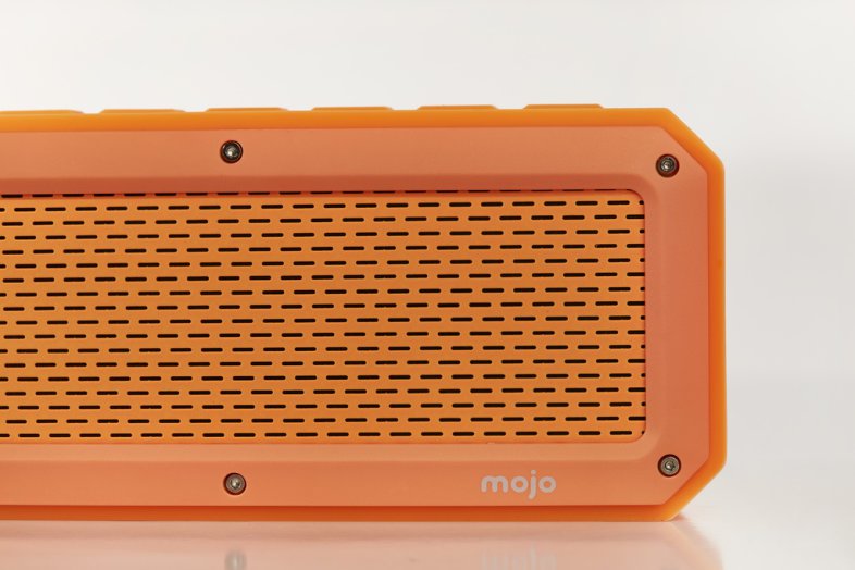 Bluetooth sztereó hangszóró