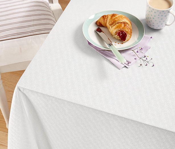 Jacquard asztalterítő, fehér