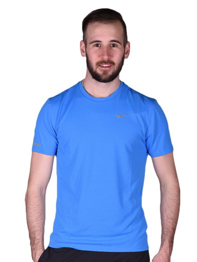 Nike Dri-FIT Contour