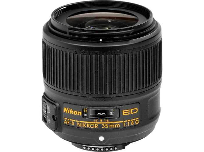 35 mm f/1.8 AF-S objektív