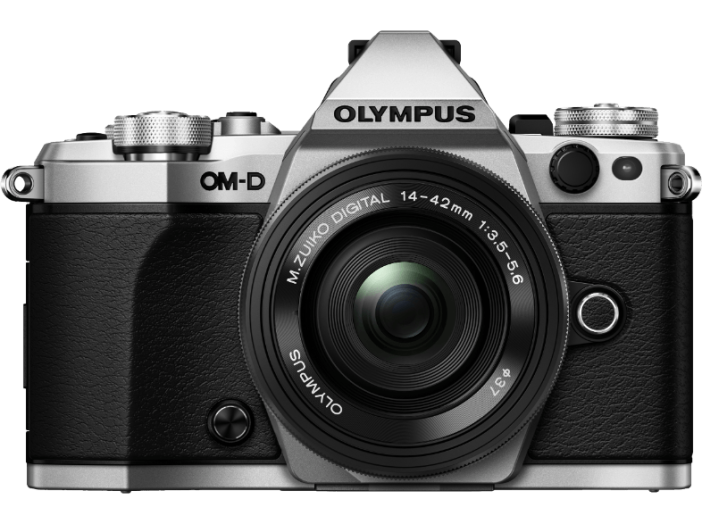 E-M5II ezüst + Pancake EZ-M1442 fekete Kit