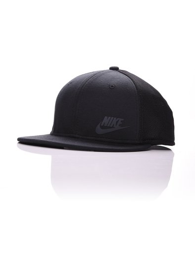 Nike Tech True