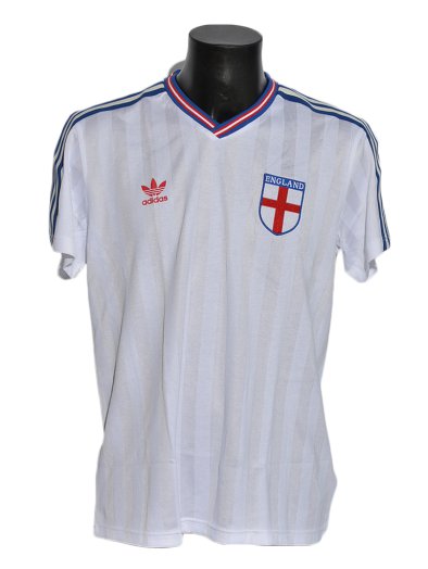 E12 ENGLAND