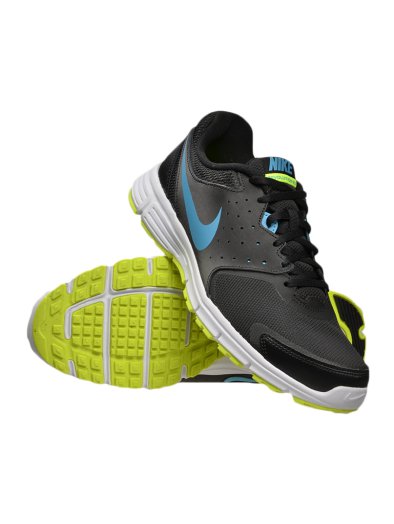 Nike Revolution