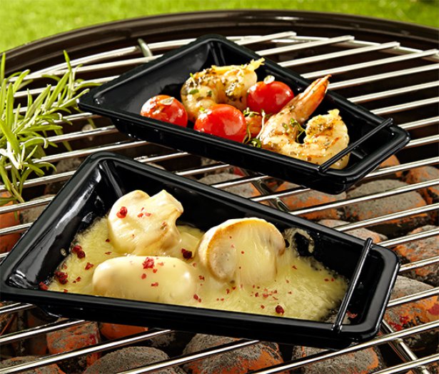 2 kis grillserpenyő szettben