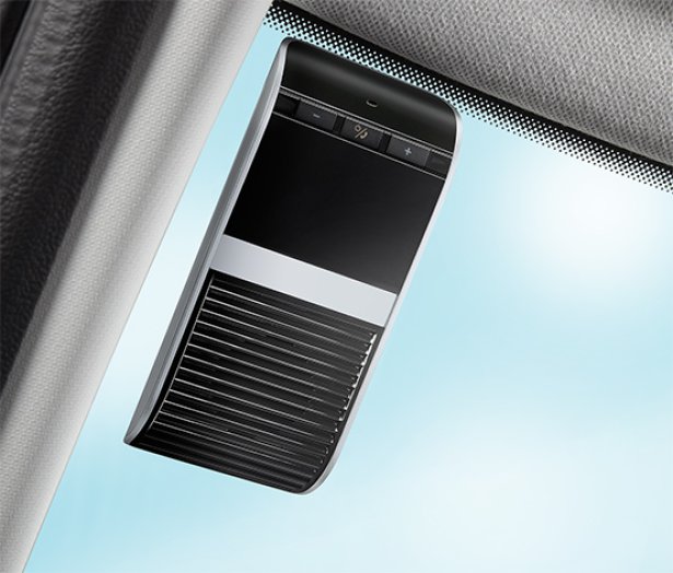 Napelemes Bluetooth®-kihangosító