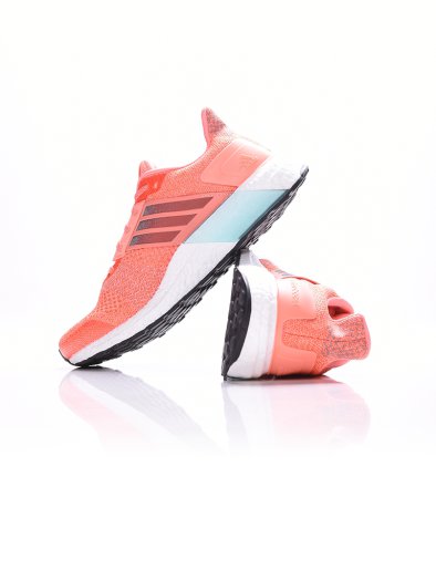 ultra boost st w