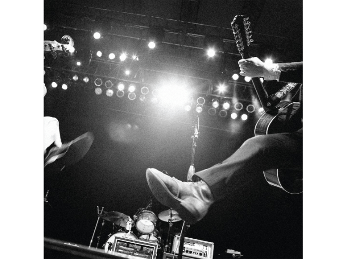 We All Raise Our Voices to The Air - Live Songs 04.11.08 CD