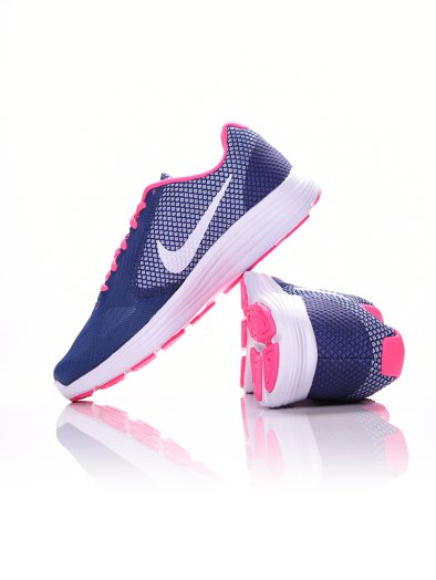 Wmns Nike Revolution