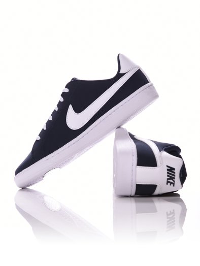 Nike Court Royale