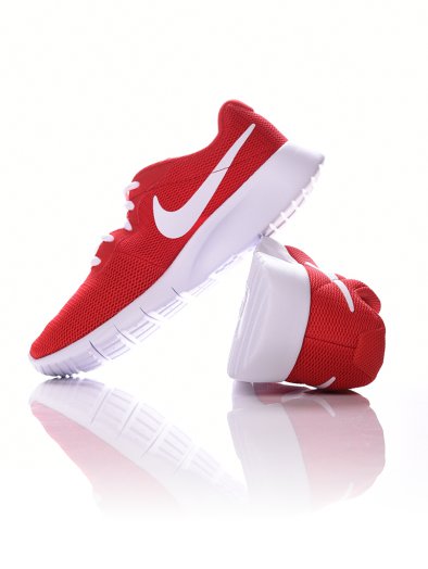 Nike Tanjun