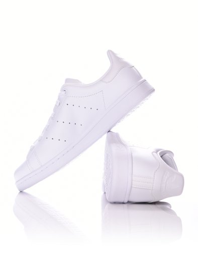 STAN SMITH J