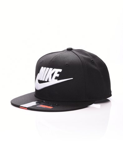Nike futura true- red