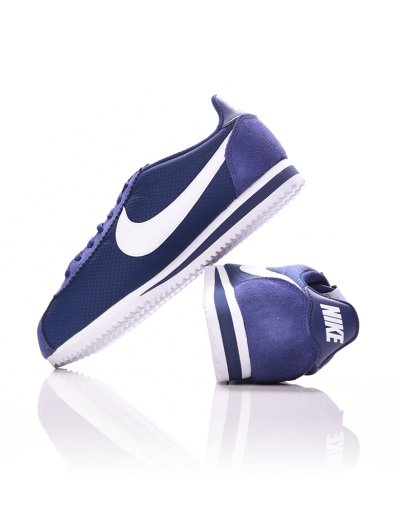 Womens Nike Classic Cortez Nylon Shoe