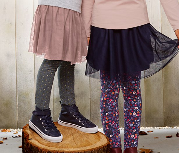 2 lányka leggings szettben