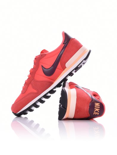 Womens Nike Internationalist