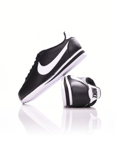 Womens Nike Classic Cortez Leather Shoe