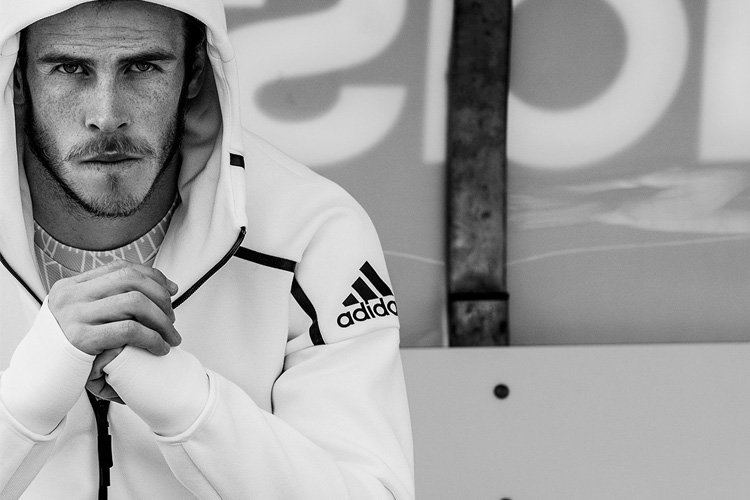 Adidas Z.N.E melegítők a Playmaxban