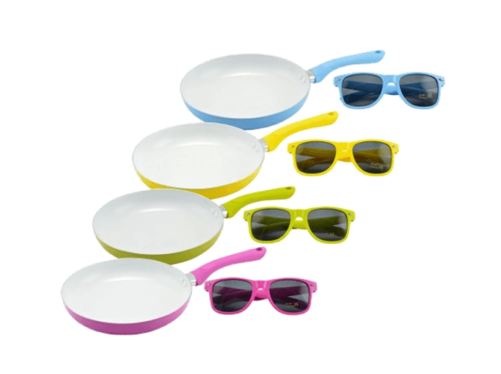 YON 10286 kerámia bevonatos serpenyő 24 cm (ajándék napszemüveg)