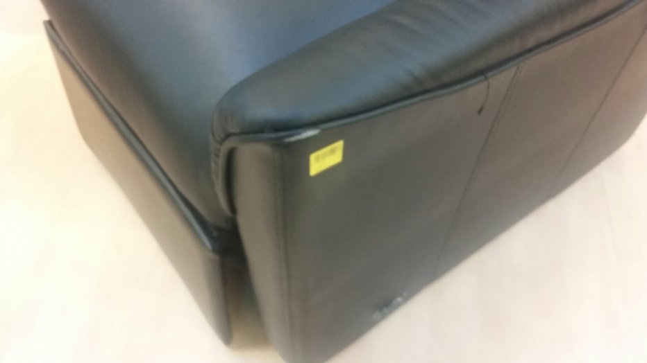 RUTH TV FOTEL FEKETE MŰBŐR          76X89/169X104 CM                    Outlet