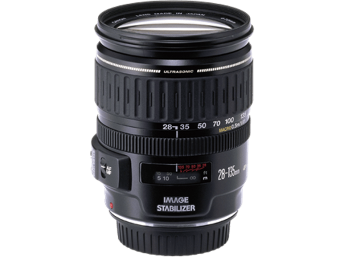 EF 28-135 mm f/3.5-5.6 USM objektív