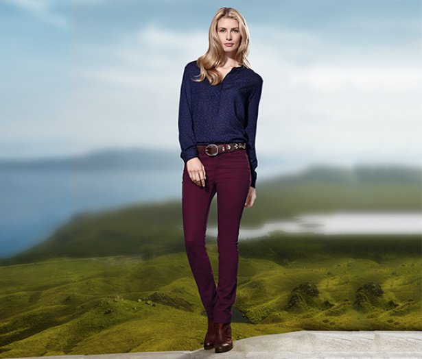 Női „slim fit” farmernadrág, bordó
