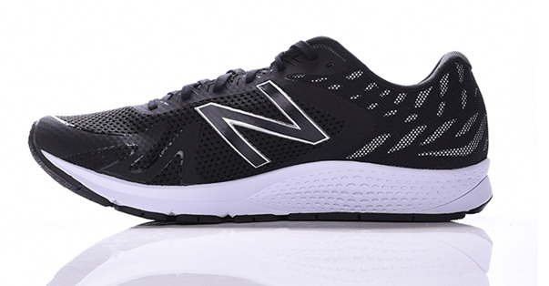 new-balance-férfi-futócipő-playmax