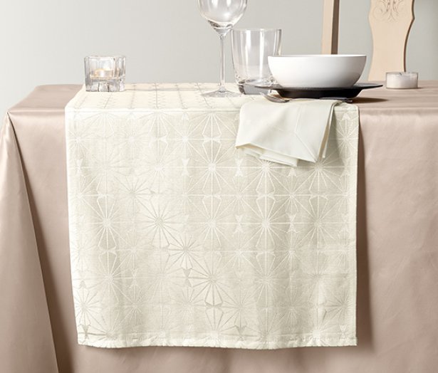 Jacquard asztali futó, krém