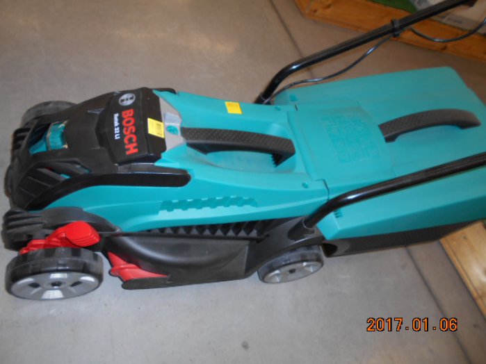 FŰNYÍRÓ AKKUS ROTAK 32LI ERGOFLEX LI-ION 36V/1,3AH 32CM 31L Outlet