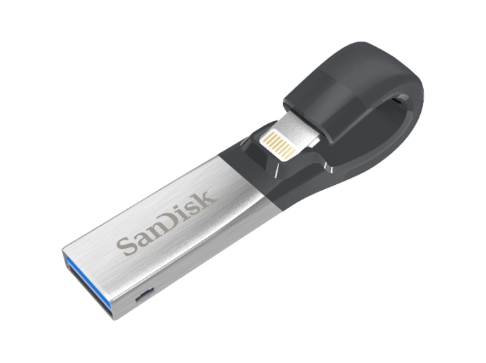 173327 IXPAND APPLE LIGHTING 32GB