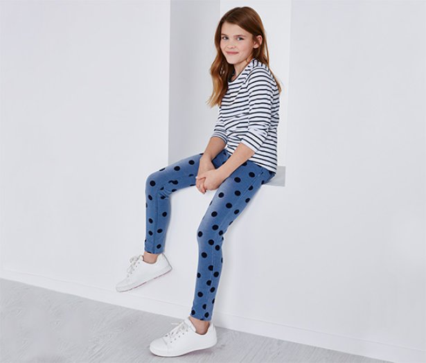 Lányka treggings, pöttyös