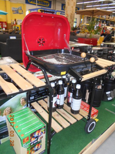 GRILL FASZENES OLDALSÓ POLCOKKAL SÜTŐF: 47X47CM *260974* Outlet