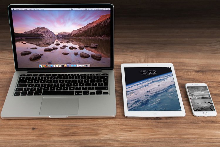 Tv, laptop és telefon ajánlat az Auchanban