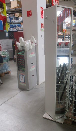 FORGATHATÓ MAGASSZEKRÉNY FEHÉR 192*35*36 Outlet