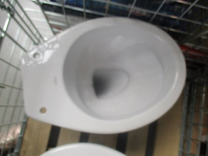 PRESIDENT ÁLLÓ WC, HÁTSÓ KIFOLYÁSÚ MÉLYÖBLÍTÉSŰ, FEHÉR *227333* Outlet