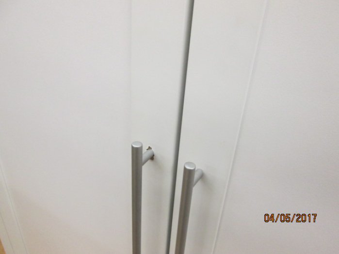 POPS GARDRÓBSZEKRÉNY 200X197X52CM FEHÉR/FEHÉR MDF Outlet