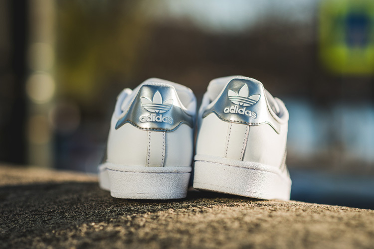 adidas-originals-superstar-playersroom