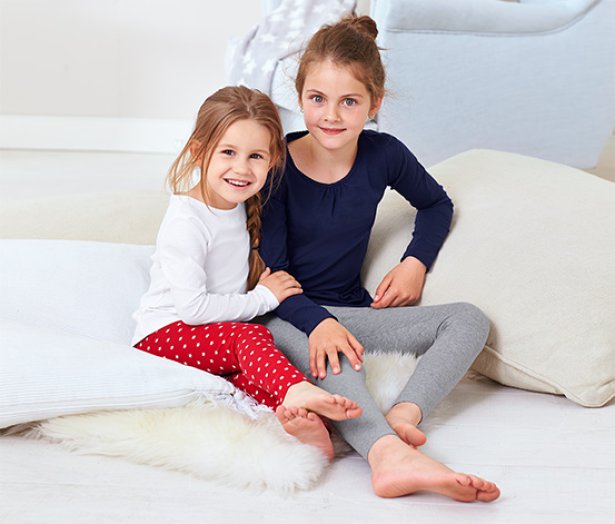 2 kislány leggings szettben