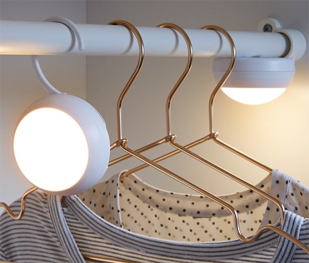 2 LED-lámpa akasztóval szettben
