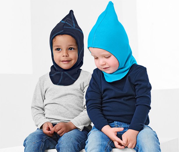 Kisfiú kifordítható csősapka