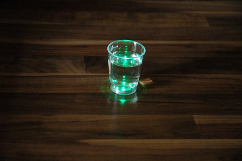 Világító LED felespohár
