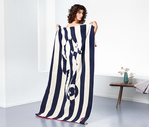 XL-es jacquard fürdőlepedő, csíkos