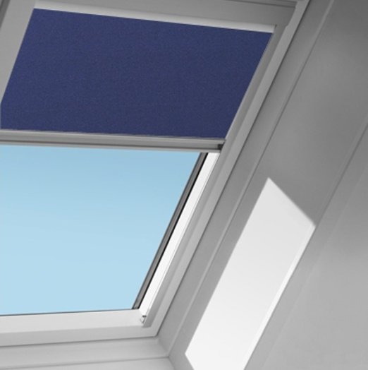 VELUX FÉNYZÁRÓ ROLÓ SÖTÉTKÉK 78X118CM DKL