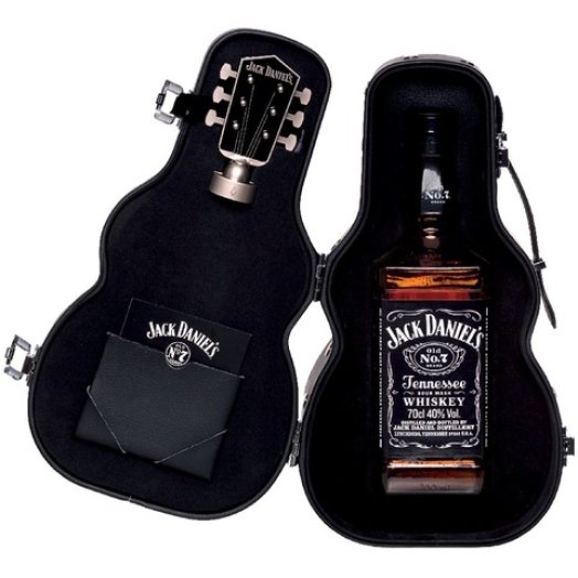 Jack Daniel's Tennessee whiskey gitártartóban